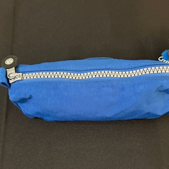 NWT Kipling Royal Blue Pouch w/ Monkey Keychain - Picture 10 of 14